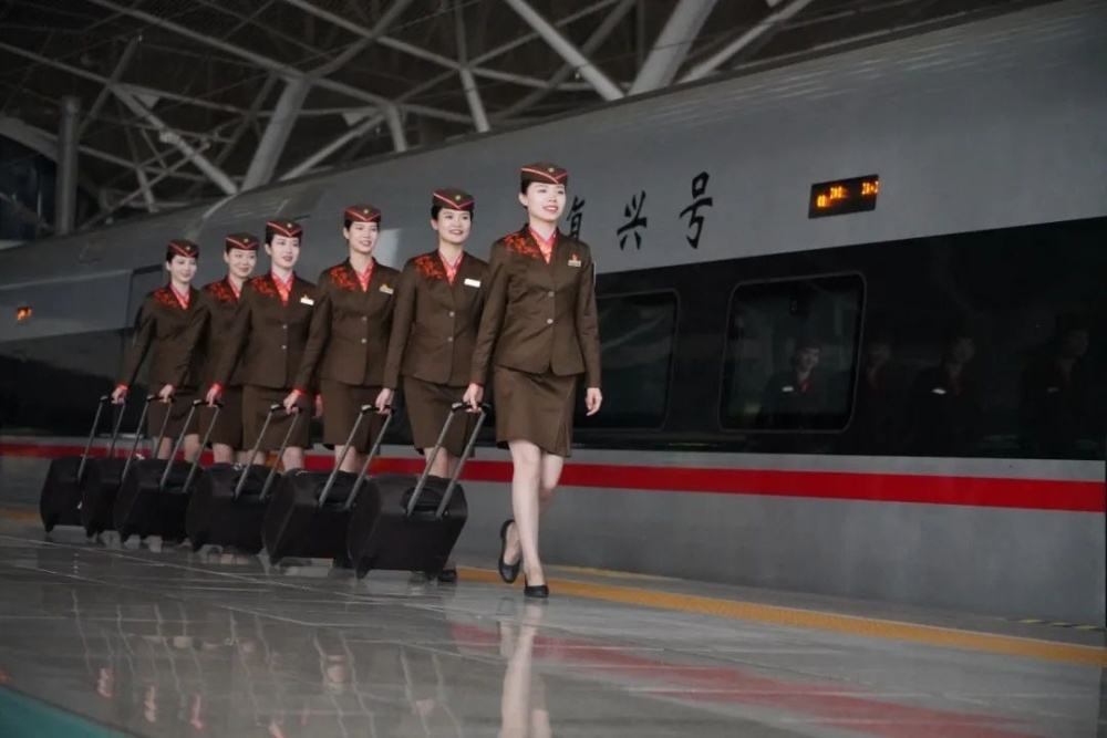 东莞站深圳北站包车